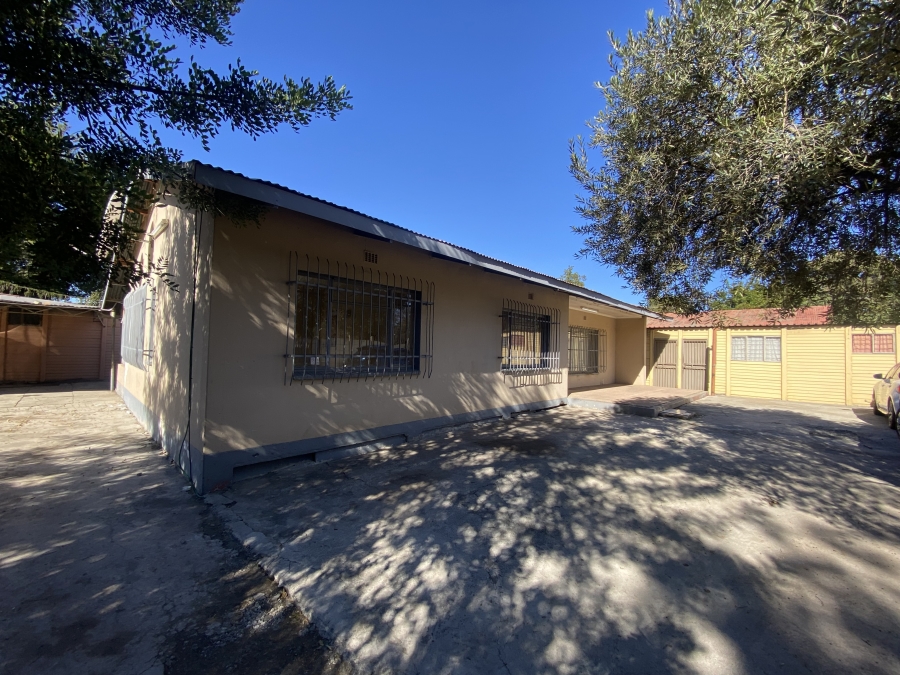 3 Bedroom Property for Sale in Oos Einde North West
